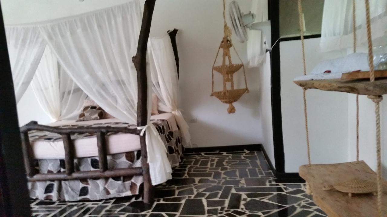 Monte Verde Hostal エル・ザイノ エクステリア 写真